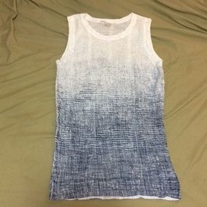 Sleeveless shirt